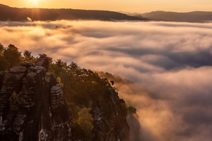 Bastei in goldenem Licht