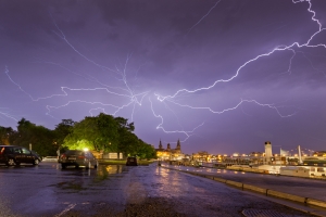 Gewitter über der Dresdner Altstadt